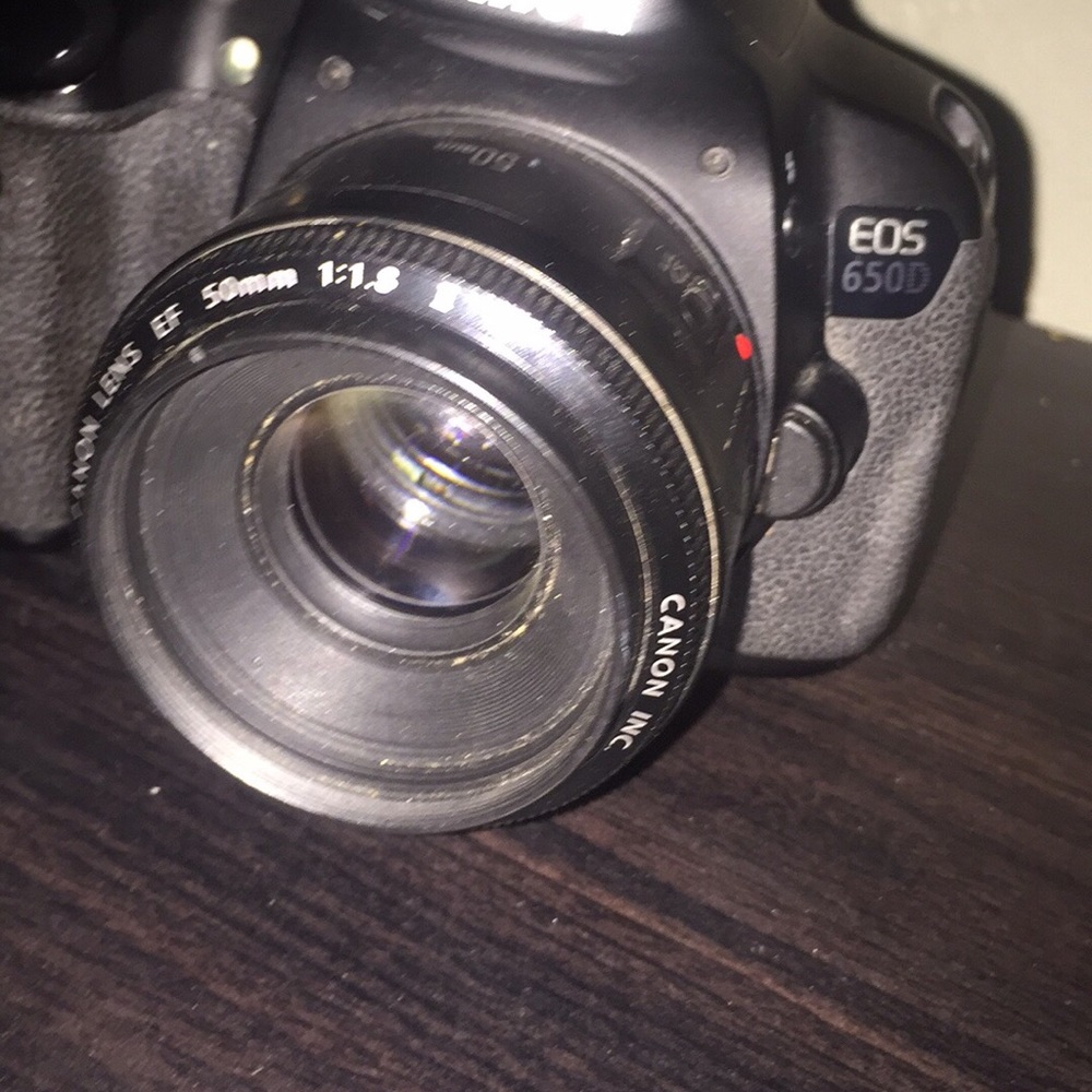 CAnnon eos 650D - Picture 2 of 3